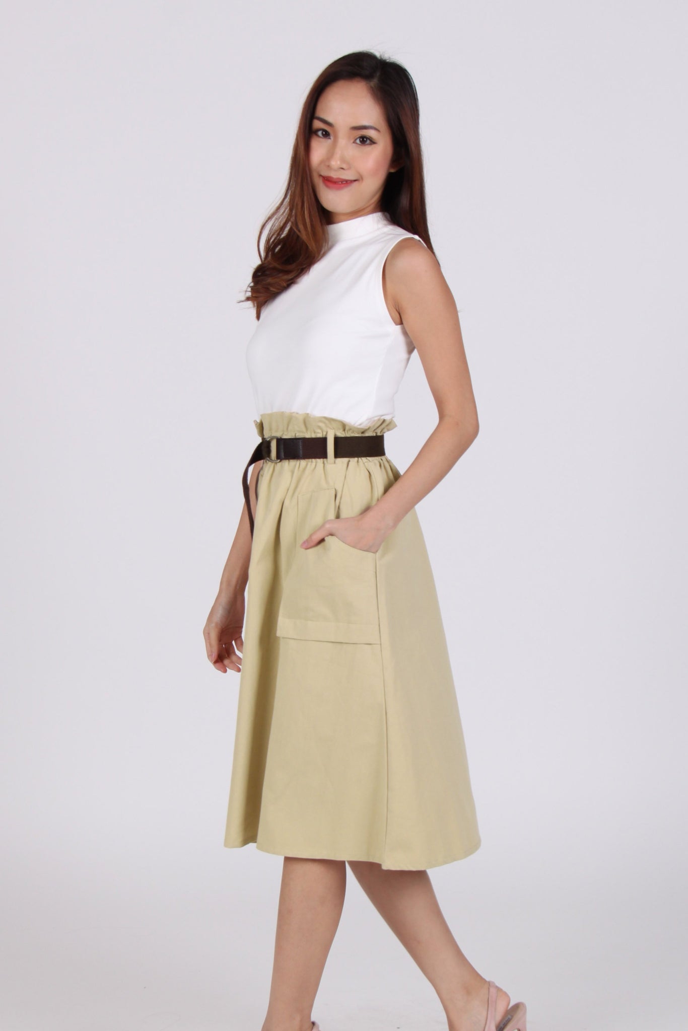 Large Pockets High Waist Midi Skirt In Yellow-Beige