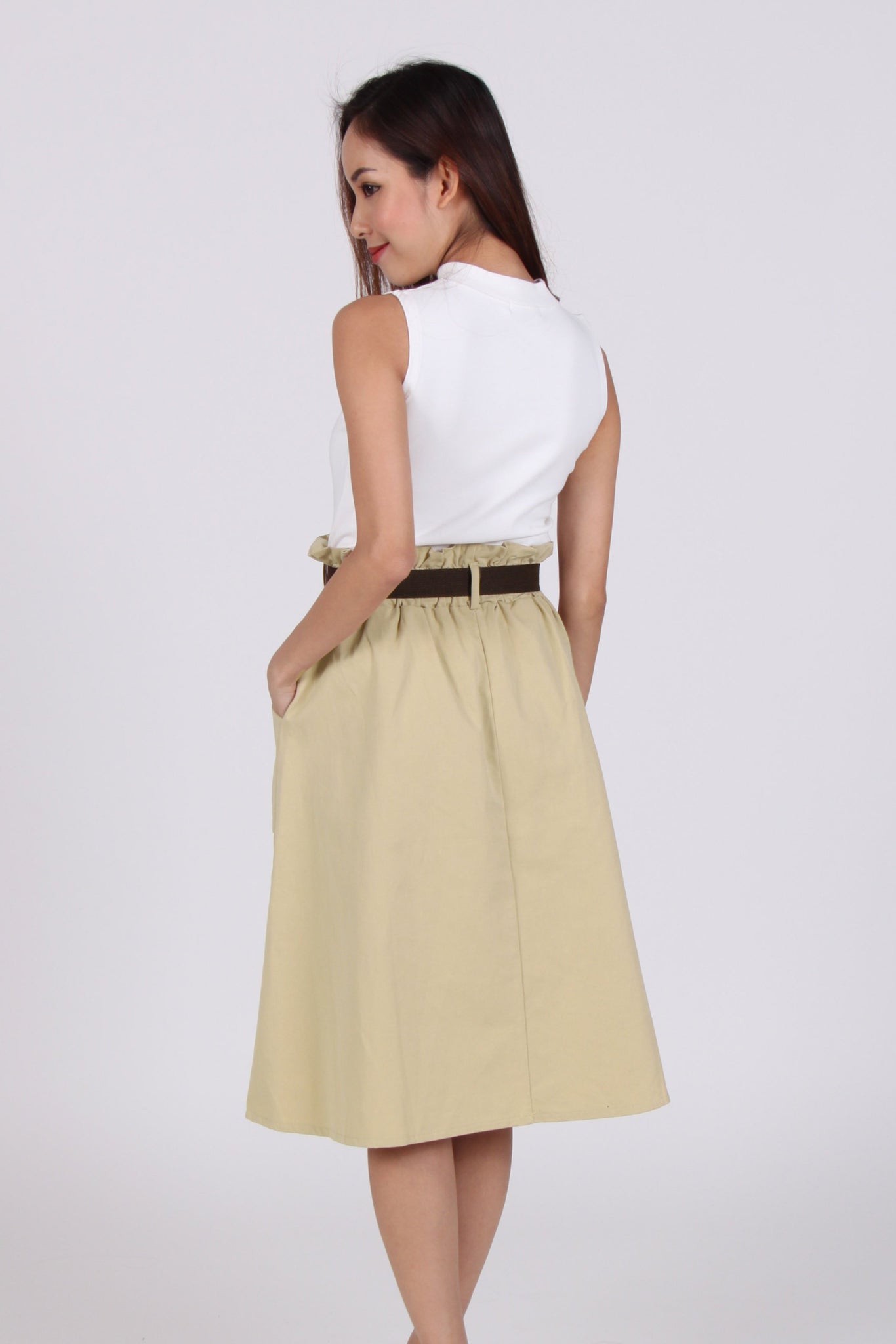 Large Pockets High Waist Midi Skirt In Yellow-Beige