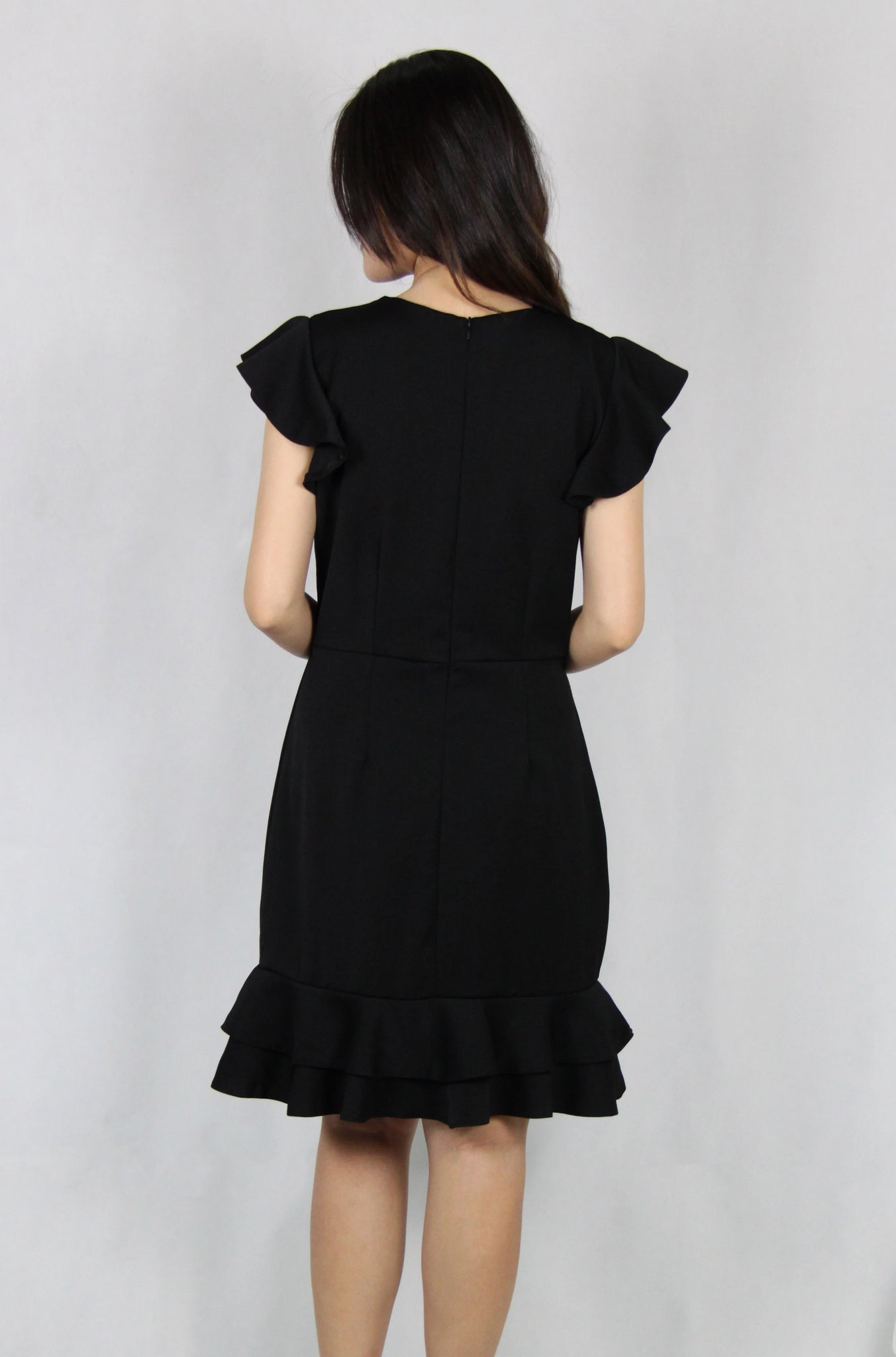 Ruffles Sleeves Double Layer Dress in Black